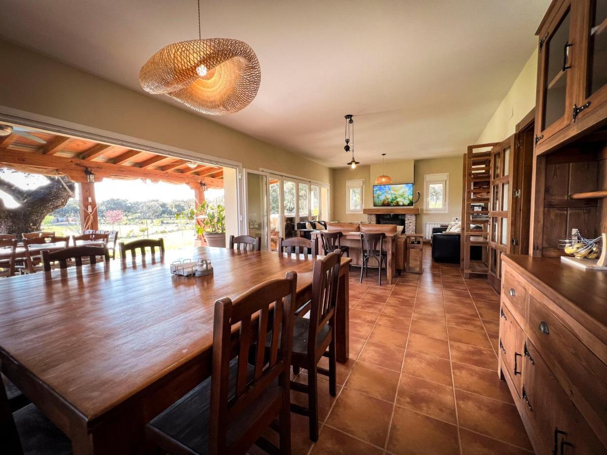 Adorable chalet en finca privada de 3 hectáreas Villa La Iglesuela Esterno foto