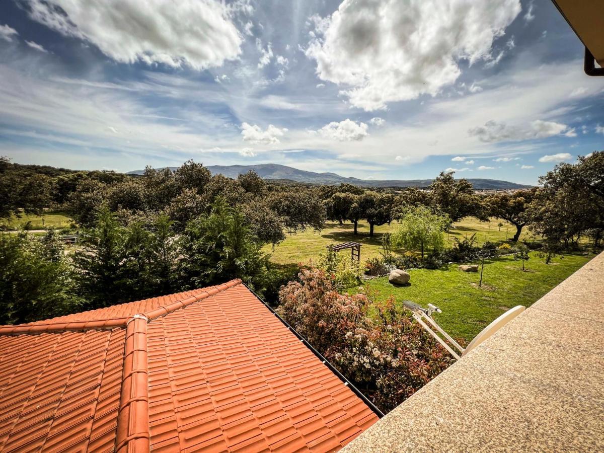 Adorable chalet en finca privada de 3 hectáreas Villa La Iglesuela Esterno foto
