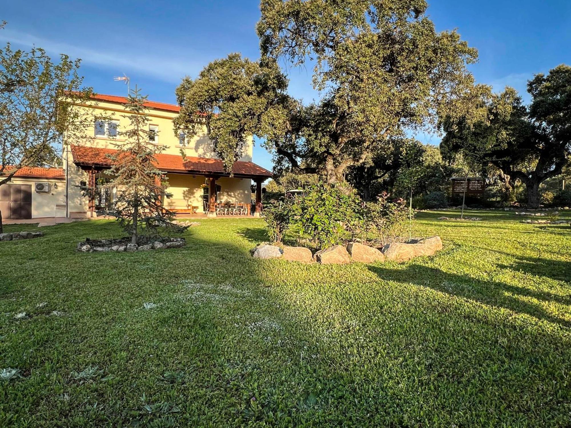 Adorable chalet en finca privada de 3 hectáreas Villa La Iglesuela Esterno foto
