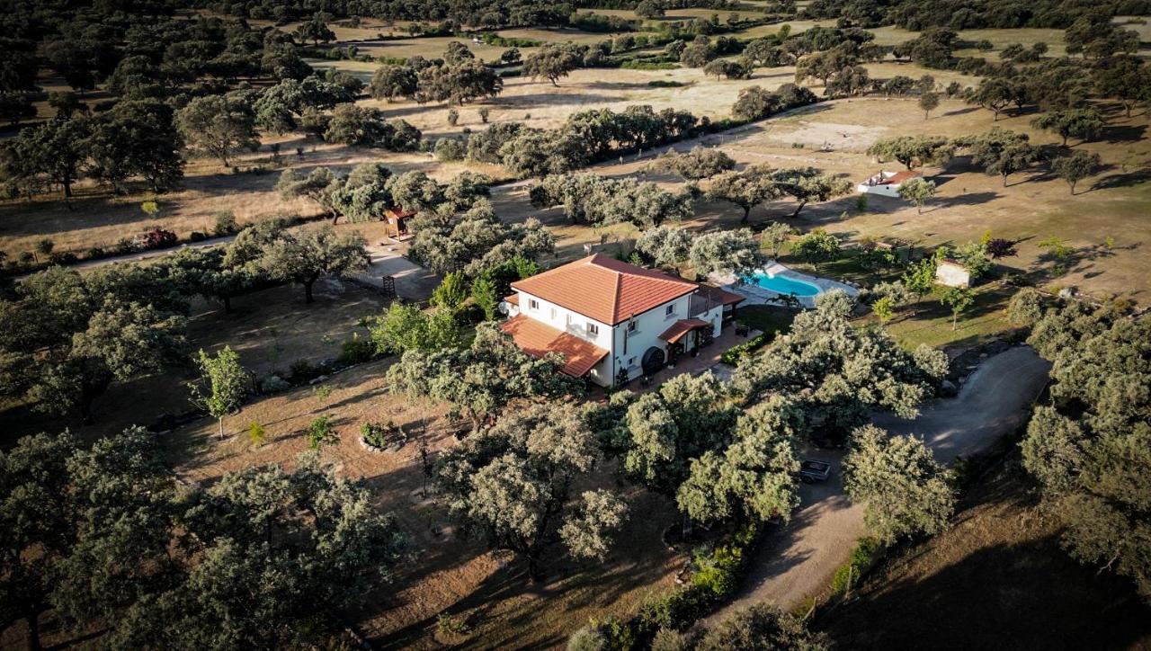 Adorable chalet en finca privada de 3 hectáreas Villa La Iglesuela Esterno foto